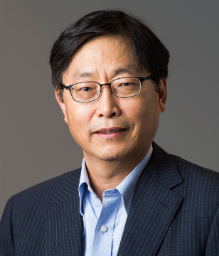 Chansog (Francis) Kim Headshot