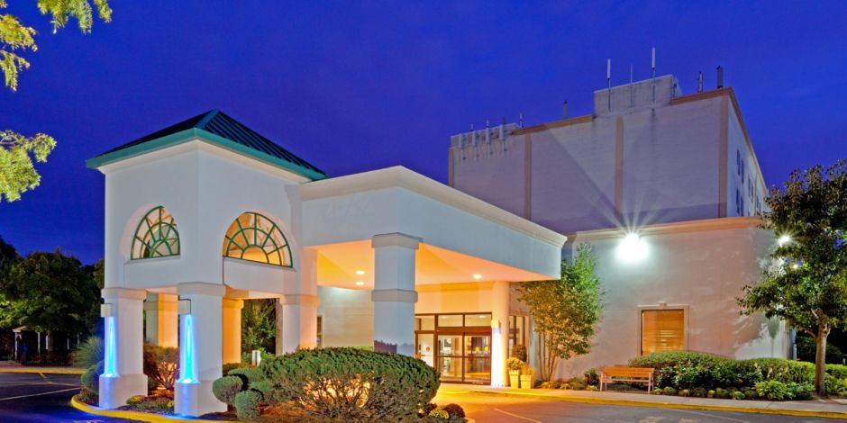 Holiday Inn, Stony Brook